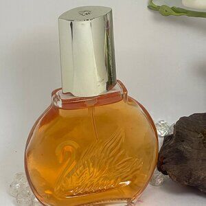 Vanderbilt by Gloria Vandervilt EDT Eau De Toilette Spray for Women - 1.7 oz-New